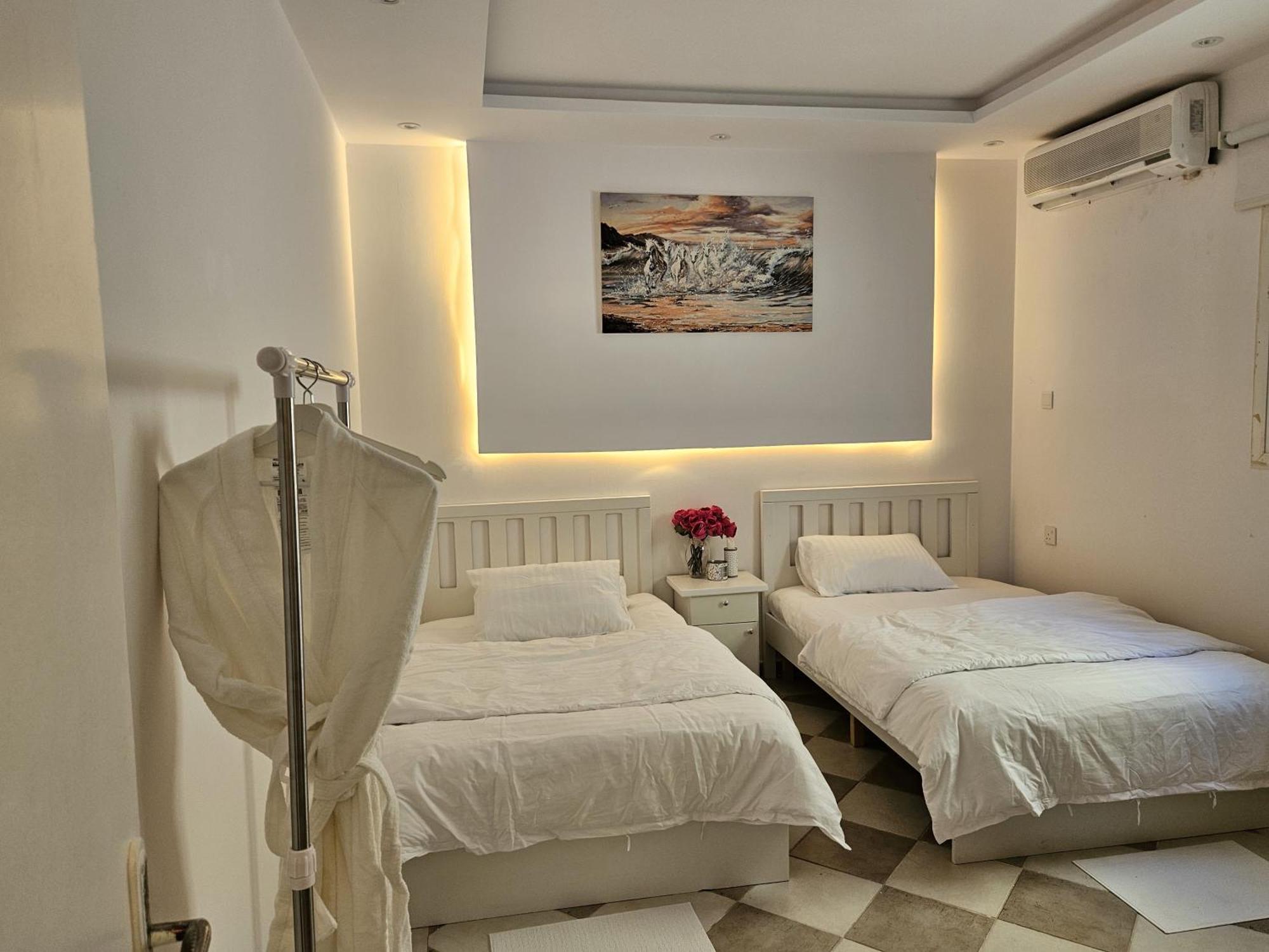 Riyadh, King Faisal District Apartment *